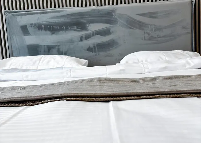 Apartament Airport Nest Private Parking, Ac And Smart Tv *